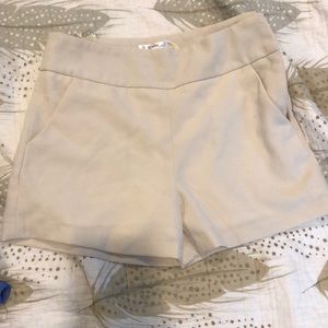 Women’s casual/dressy shorts